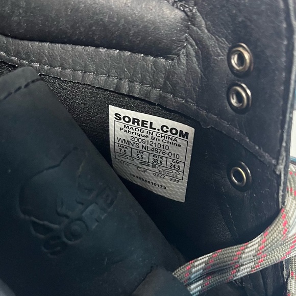 Sorel Genuine Leather Water Repellent Hi-Line™ Hiker Boots Black - Picture 15 of 16